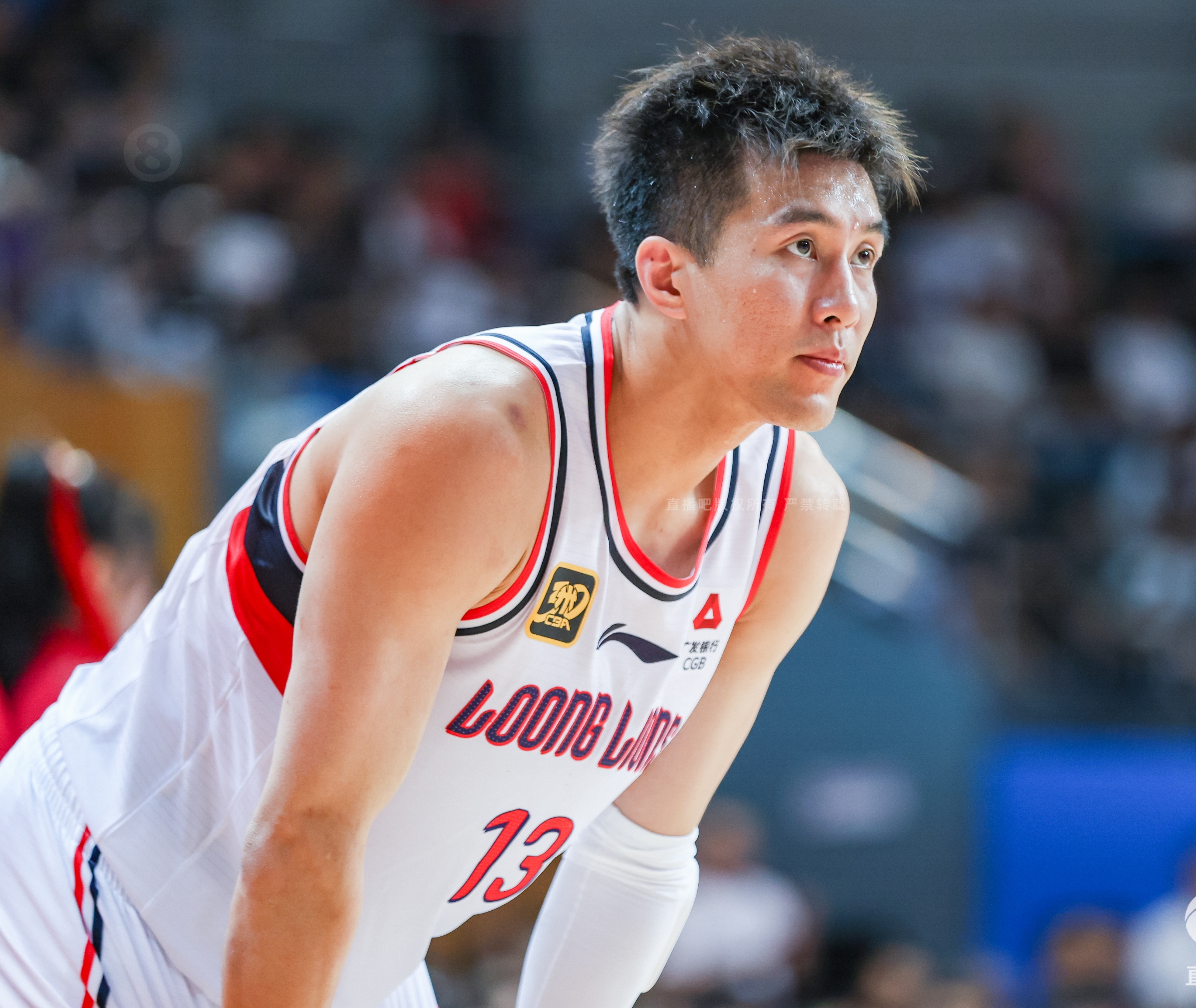 里程碑夜广州队外线爆发,CBA常规赛关键时刻刷纪录,压力陡增,赛季目标并未改变的简单介绍 里程碑夜广州队外线爆发,CBA常规赛关键时刻刷纪录,压力陡增,赛季目标并未改变的简单介绍