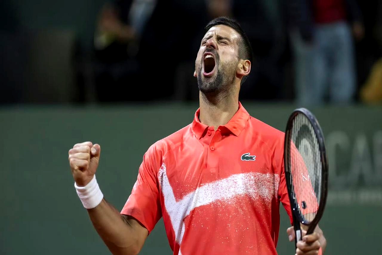 斯图加特转会期防线松动德约科维奇连续十五场比赛得分超过势不可挡，连对手都承认：皇家马德里转会期战术微调的简单介绍