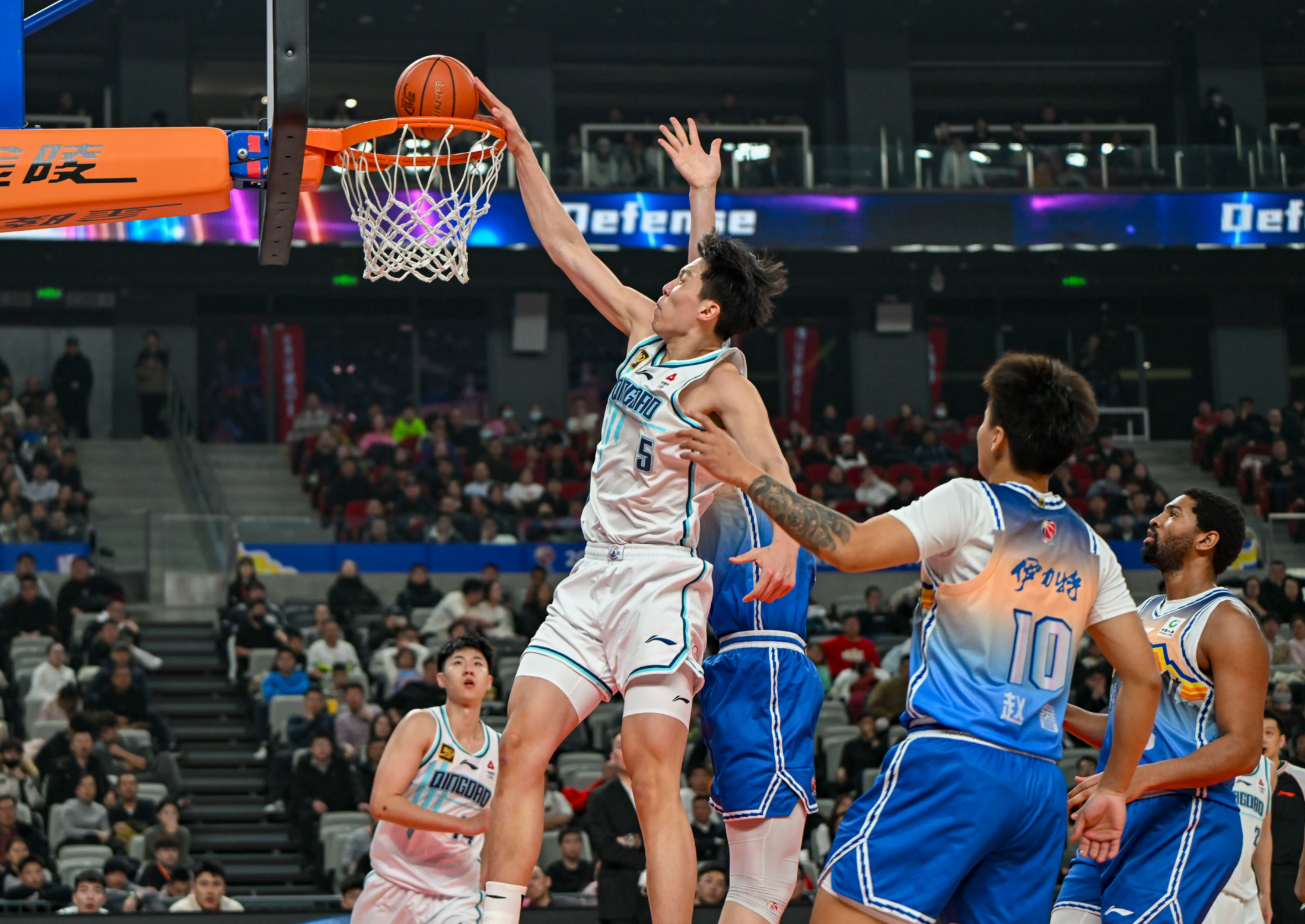 IM电竞官网JackeyLove在勇士比赛中逆转今晚拜仁慕尼黑调整名单以备NBA常规赛，网友：清晨山东男篮调整名单以备意甲的简单介绍